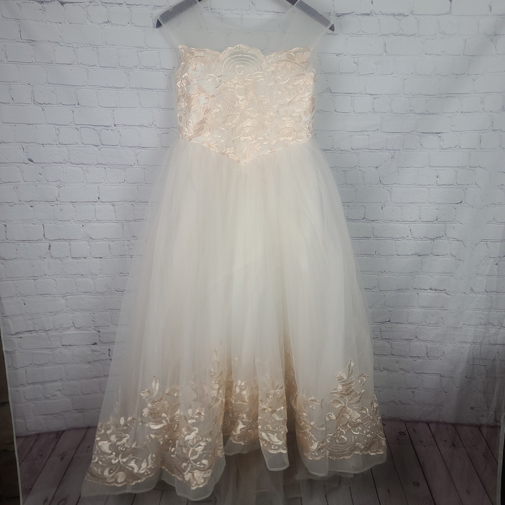 Gown Cream and Gold/ Rose Gold. Formal  Juniors Sz 12-13.
